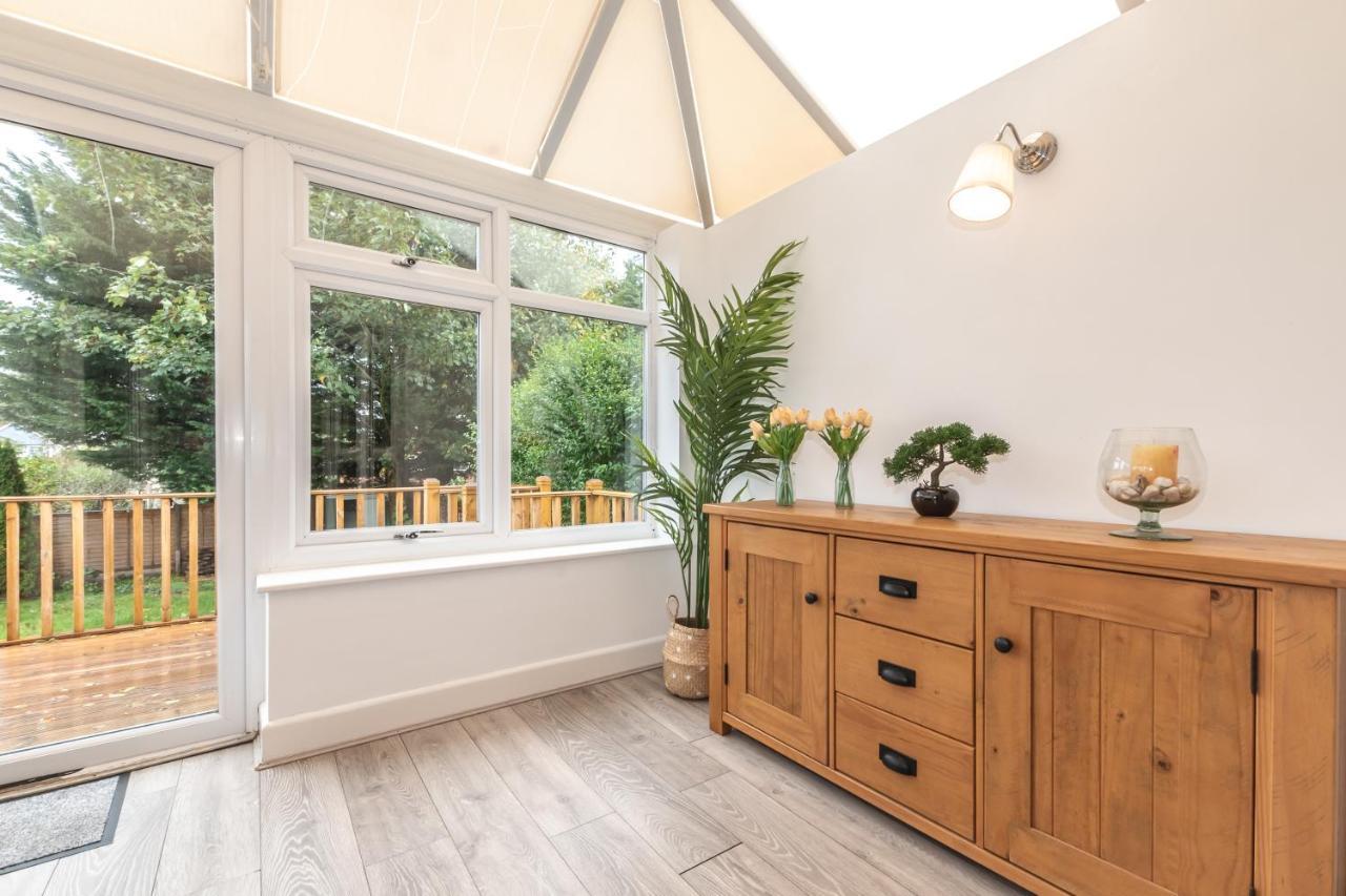 Accessible 3-Bedroom Bungalow With Patio +Driveway Southampton Buitenkant foto