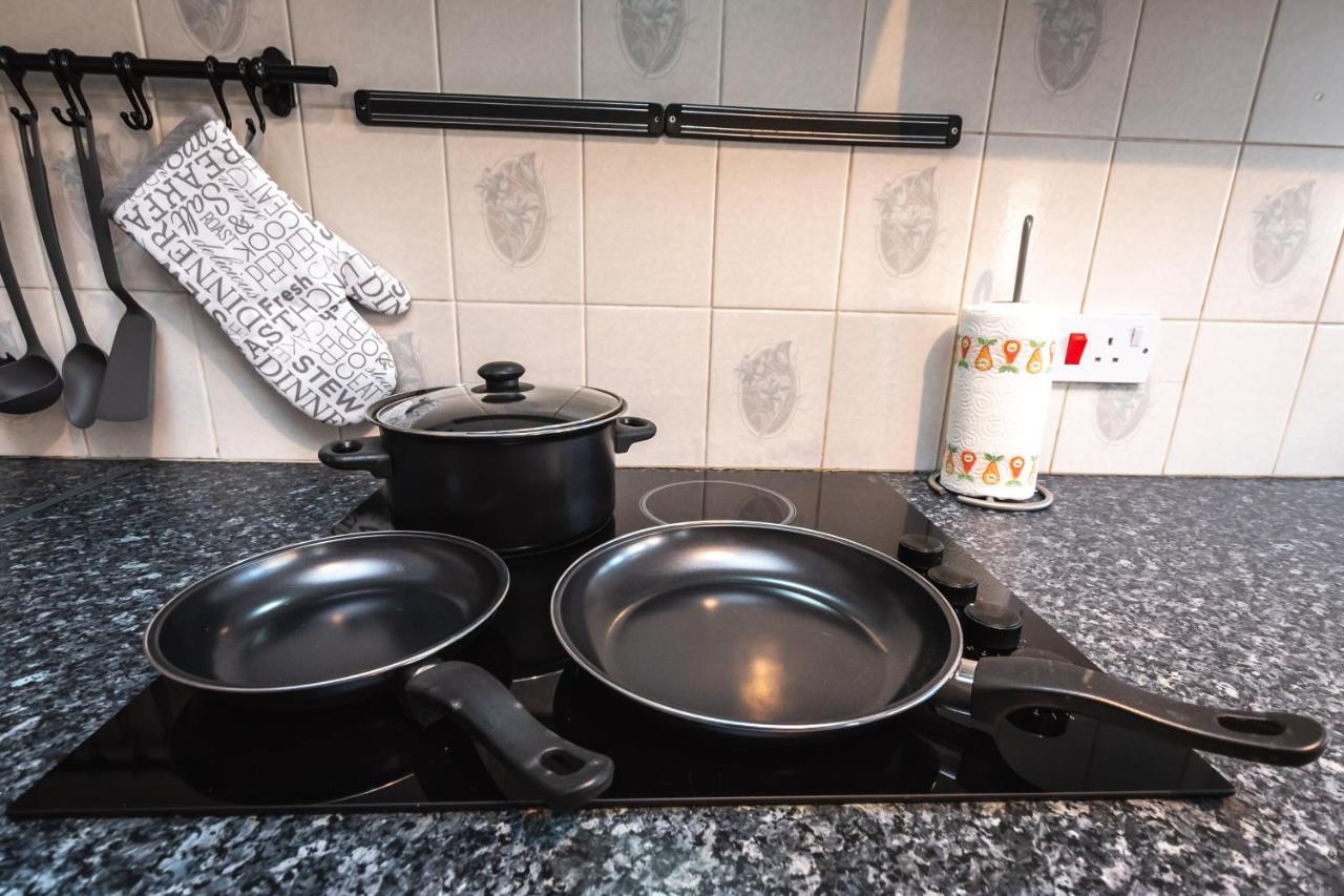 Accessible 3-Bedroom Bungalow With Patio +Driveway Southampton Buitenkant foto